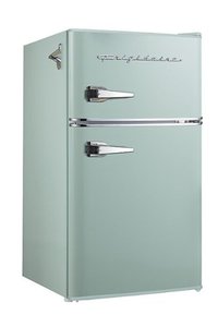 lot 6383 image: Frigidaire Retro 3.2 Cu. Ft. Mini Fridge with Top Freezer