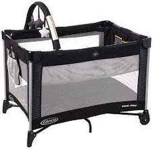 lot 6328 image: Graco Pack N Play Kaden Fashion Model