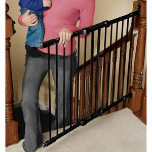 lot 30976 image: KidCo Angle Mount Safeway gate - adjustable gate width 28 to 42.5, black