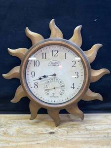lot 36541 image: FirsTime & Co.� Sundeck Outdoor Clock, Aged Copper, 19 in, Analog