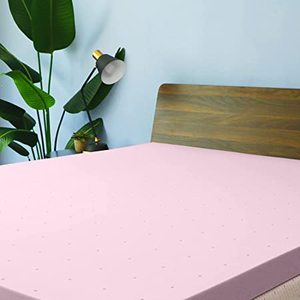 lot 1580 image: 3 Ventilated Lavender Memory Foam Topper, King
