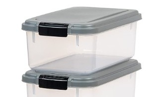 lot 3900 image: IRIS USA Plastic Bin With Scooper & Black Wheels(Not Usable Because Bigger Bin Was Trashed) , Grey Lidded, 19 x 1 x 7