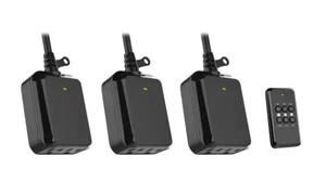 lot 3918 image: IndoorOutdoor Wireless Remote Control Kit, Black, 3 Pack
