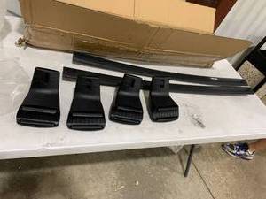lot 6034 image: Roof Rack Cross Bars