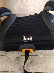 lot 45945 image: GoFit Plus Backless Booster Car Seat - Iron
