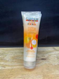 lot 36743 image: Cantu Care for Kids Curling Cream, 8 Ounce (Lot of 3)