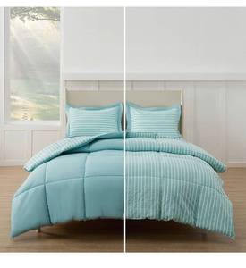 lot 32848 image: Bedsure California King Comforter Set - Bed Set Reversible Percale Stripes Down Alternative Sea Foam Green Comforter Sets Box Stitching, All Season with 2 Pillow Shams (Cal King, 104x96, 3 Pieces)