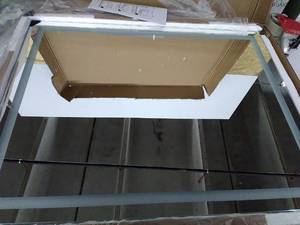lot 30832 image: Furduzz 32 x 24 Inch LED Backlit Mirror for Bathroom, Wall-Mounted Lighted Bathroom Vanity Mirror, Anti-Fog, Dimmable, Lights Makeup Mirror  (HorizontalVertical)