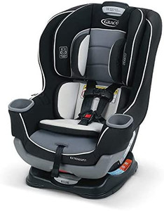 lot 46026 image: Graco Extend2Fit Convertible Car Seat, Ride Rear Facing Longer with Extend2Fit, Gotham