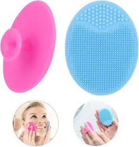 lot 5700 image: Pink and Blue Rubber Brush and Eaqele Rubber Mat 33x22&nbsp