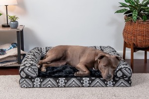 lot 10460 image: Black Pet Bed