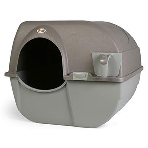 lot 5628 image: Omega Paw Self Cleaning Litter Box