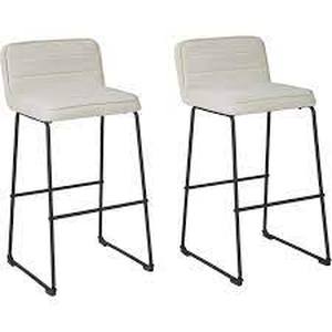 lot 10455 image: Signature Design By Ashley Chairs
