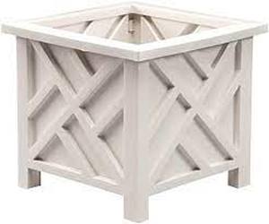 lot 5707 image: Pure Garden Chippendale Planter&nbsp