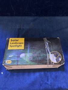 lot 51311 image: 2 PIECE LANDSCAPE SPOTLIGHT