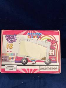 lot 76587 image: YOUR NEIGHBORHOOD ICE CREAME MAN FINO CLAY