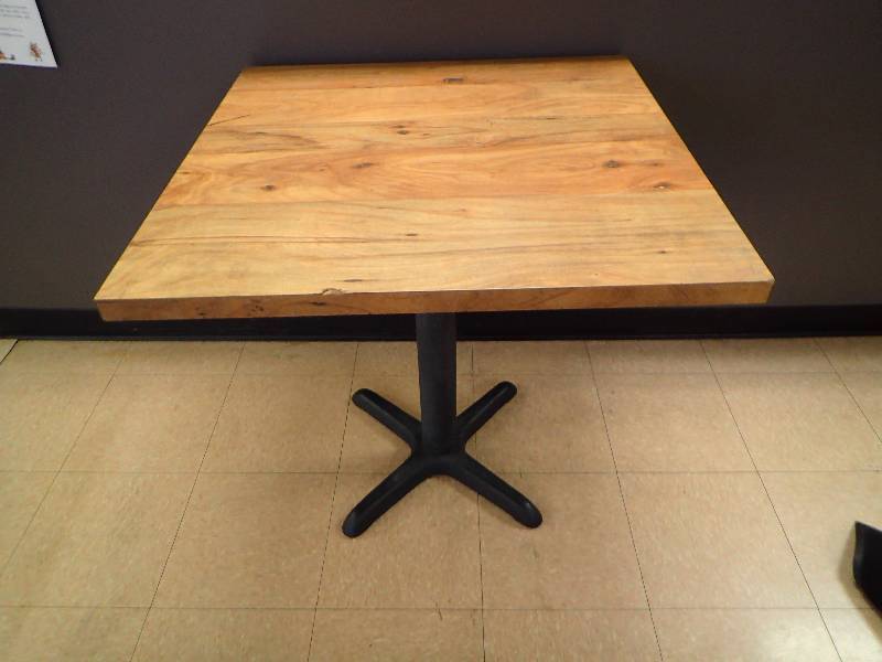 lot 1763 image: Light Laminated Top Single Based Dining Table