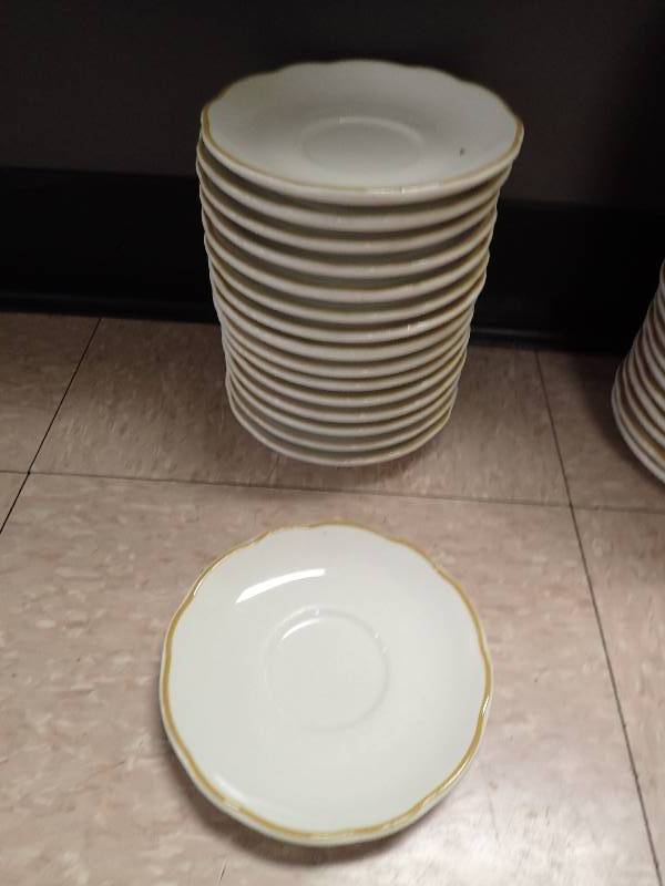 lot 1775 image: Lot Of (16) Buffalo China 5.5 Round Side Plates