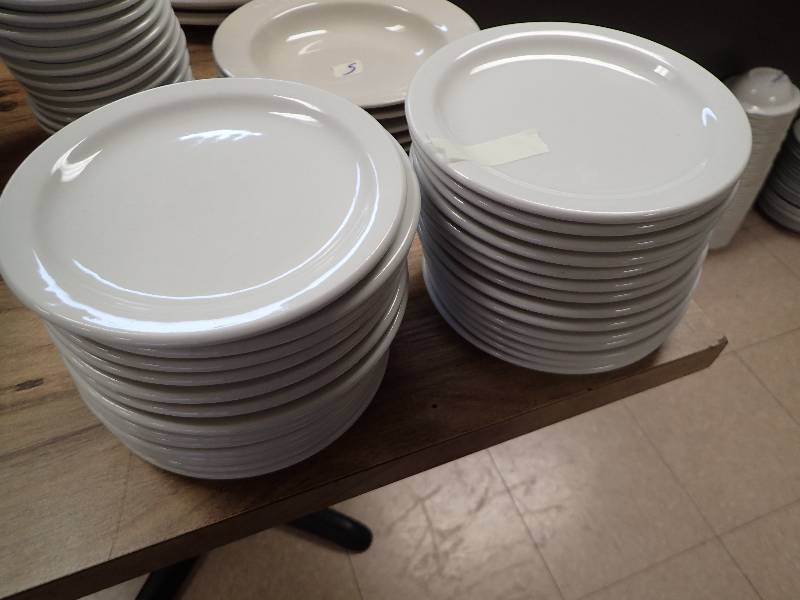 lot 1776 image: Lot Of (28) Royal 6.5 Dinner Plates