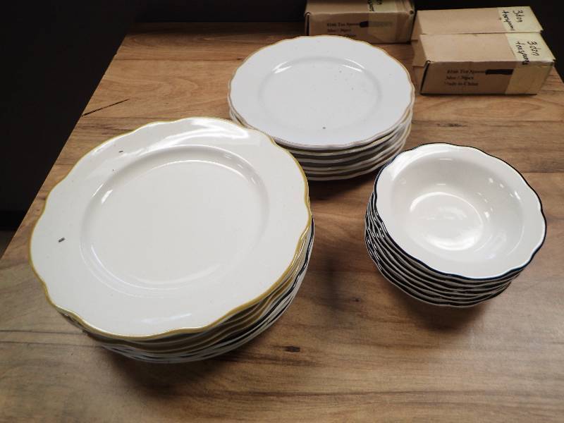 lot 1793 image: Lot Of (13) 10.5 Round Buffalo China Dinner Plates With 6 Round Buffalo China Side Bowls