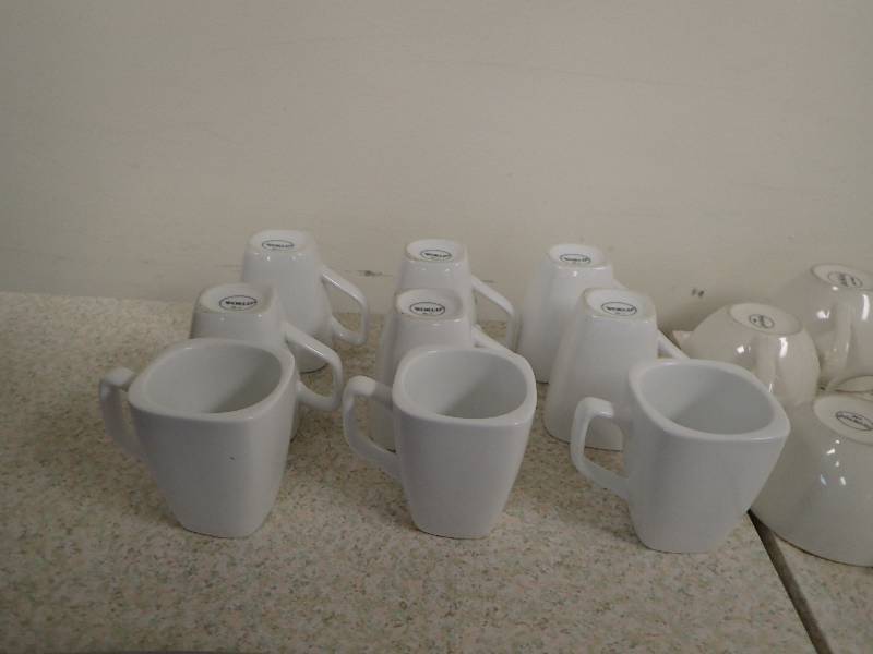 lot 1796 image: (9) World China Square Pattern Coffee Mugs