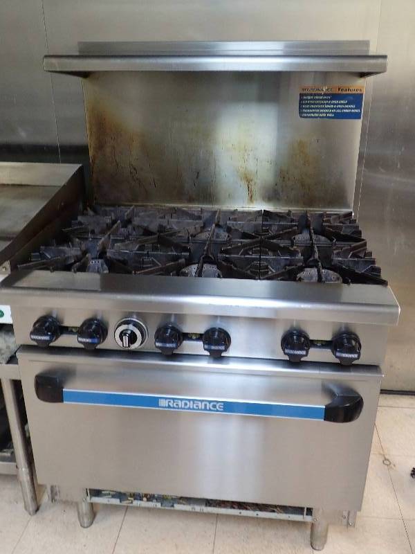 lot 1818 image: Radiance 6 Burner Natural Gas Range Stove