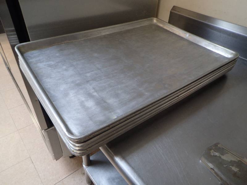 lot 1829 image: Lot Of (6) Aluminum Full Size Sheet Pans