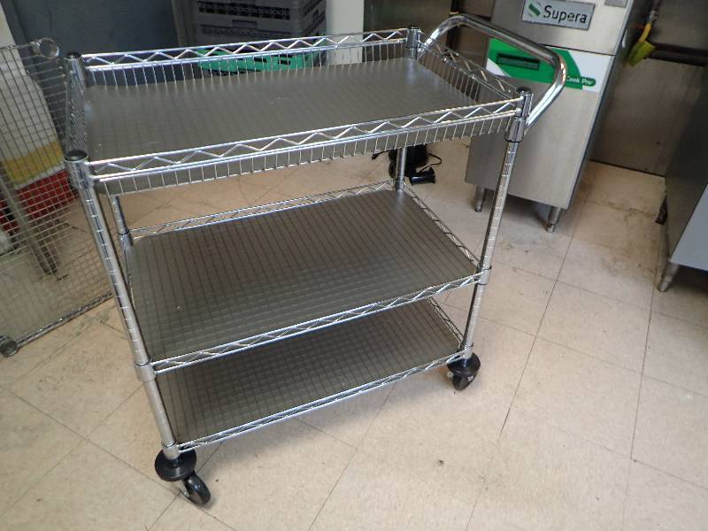 lot 1832 image: 3 Tier Metal Wire Cart