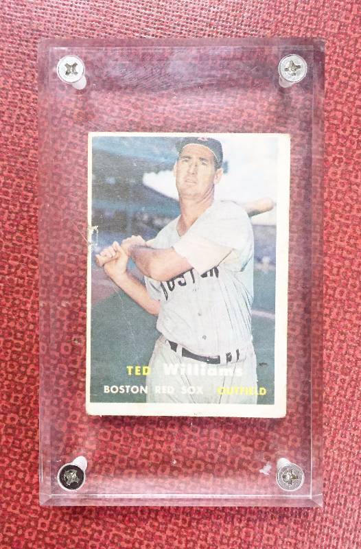 lot 1003 image: 1957 Topps Ted Williams BOOK VALUE $600 - AUTHENTIC 59 YEAR OLD ORIGINAL TOPPS CARD - HUGE BOOK VALUEINVESTMENT