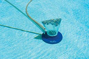 lot 9095 image: Poolmaster 28300 Big Sucker Swimming Pool Leaf Vacuum, Blue