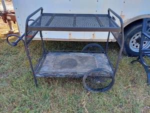 lot 3707 image: patio cart