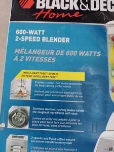 lot 3735 image: Black and Decker blender