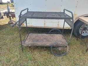 lot 3740 image: Gorilla Carts Patio Cart