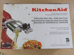 lot 3773 image: Kitchenaid peel slice core attachment