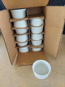 lot 3801 image: custard bowls