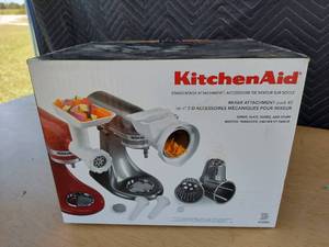 lot 3815 image: Kitchenaid mixer attachment- grind slice shred
