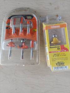 lot 3823 image: router bits