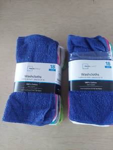 lot 3824 image: (2) 18 pack washcloths