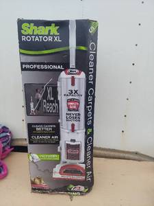 lot 3856 image: Shark Rotator XL Vacuum