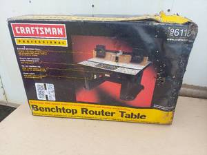lot 3862 image: Craftsman Benchtop Router Table