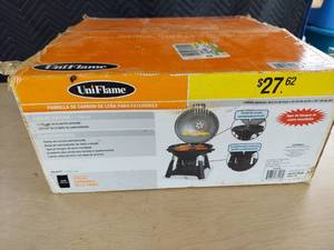 lot 3882 image: uniflame outdoor BBQ grill