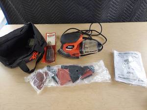 lot 3895 image: Skill mouse sander