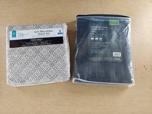 lot 3906 image: 2 twin sheet sets