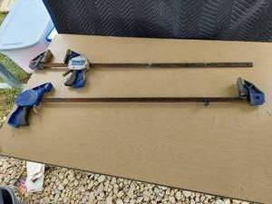 lot 3932 image: Irwin 3 ft bar clamps