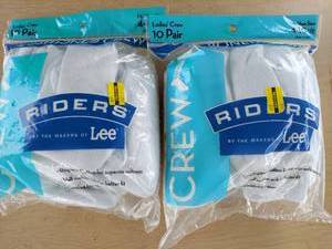 lot 3943 image: (2) 10 pack crew socks