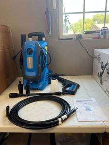 lot 1765 image: Portable Pressure Washer