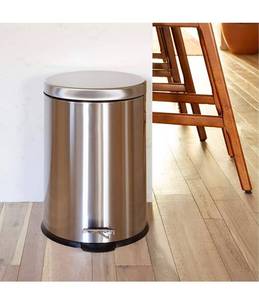 lot 1827 image: Round Stainless Steel Fingerprint Resistant, Step Trash Can