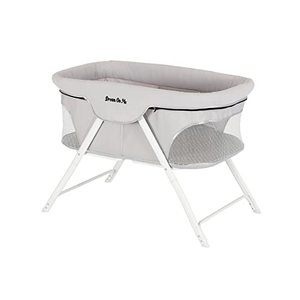 lot 49191 image: Dream On Me, Traveler Portable Bassinet, Cloud Grey