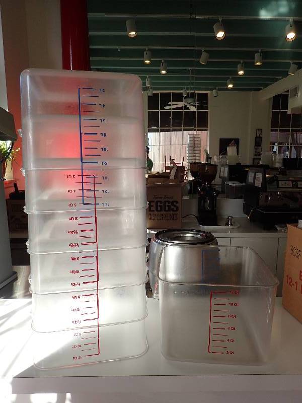 lot 1899 image: Lot Of (7) 12quart Measuring Food Containers
