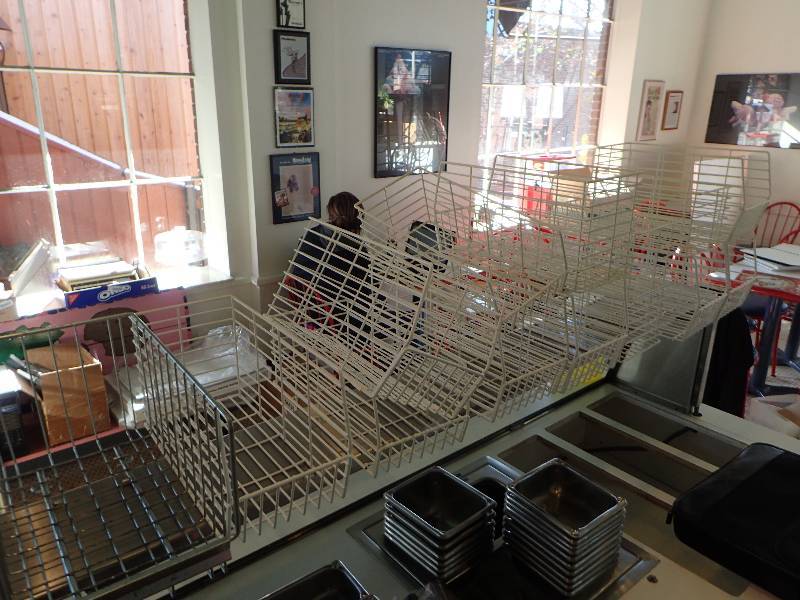 lot 1905 image: Large Lot Of Metal Wire Divider Storage Baskets